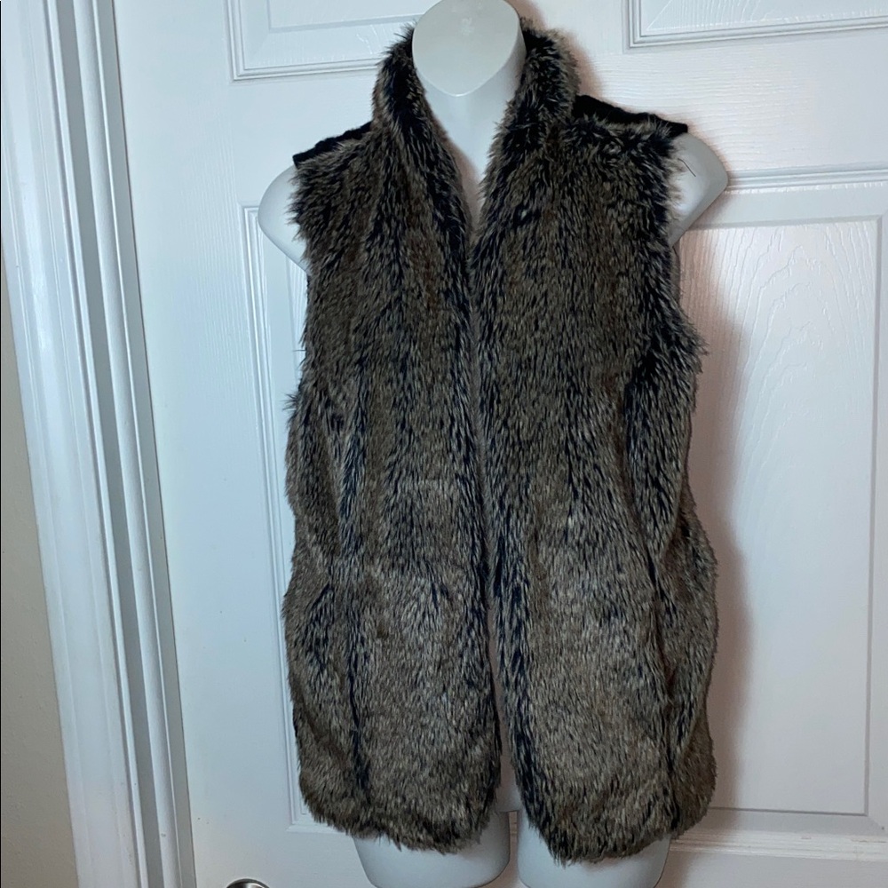 Sebby Faux Fur Vest in Brown Black Mob Wife Size Small